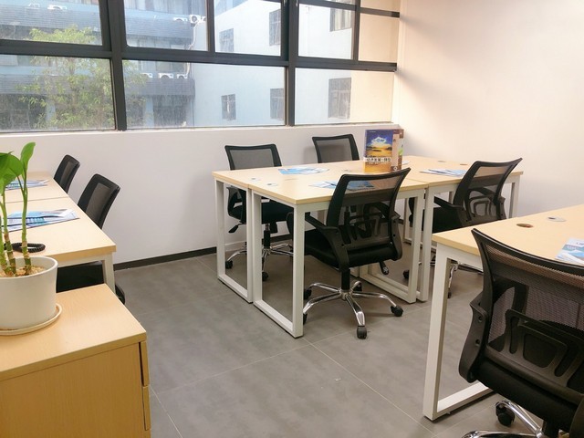 吉林插头销售电话