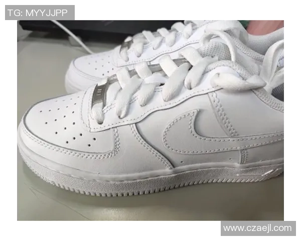 空军一号与足球球星的时尚穿搭解析 引领潮流新风尚