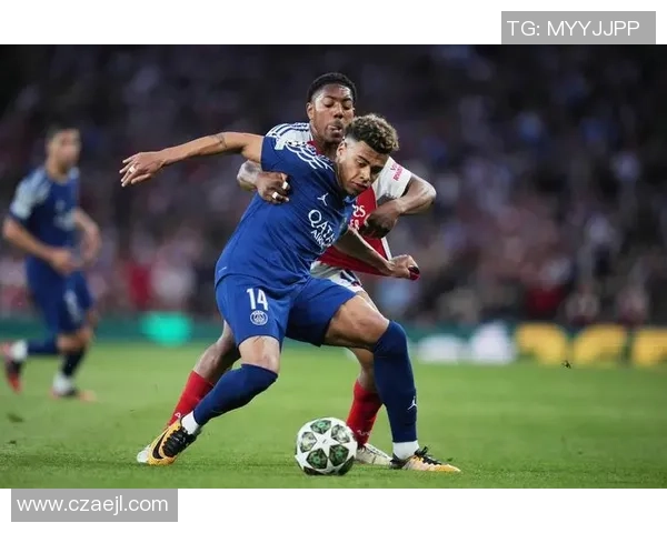 足坛巨星炫技全解析从盘带过人到射门绝技全面揭秘