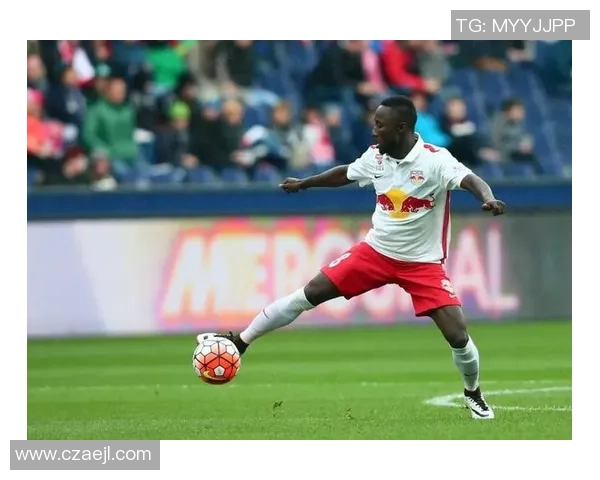 足球球星乘坐私人飞机引发关注豪华出行方式再度成为热议焦点